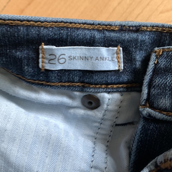 Banana Republic skinny ankle jeans. Very good gently loved condition. - Picture 6 of 7